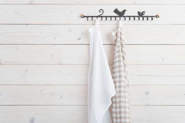 What Is The Proper Height To Hang A Towel Bar?