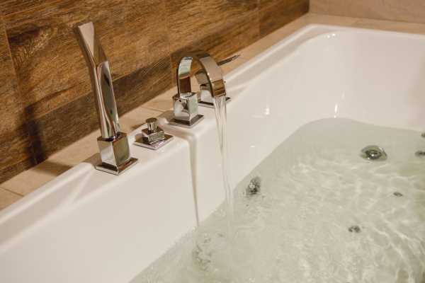 Fill A Bathtub Or Basin With Lukewarm Water