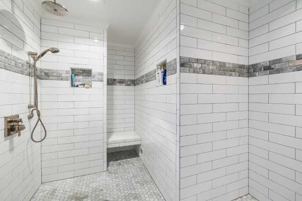 How Do I Keep My Bathroom Tiles Shiny?