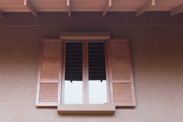 Circular Window With Tinted Glass