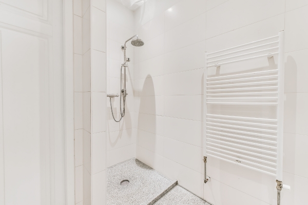 Benefits Of Wider Shower Stalls
